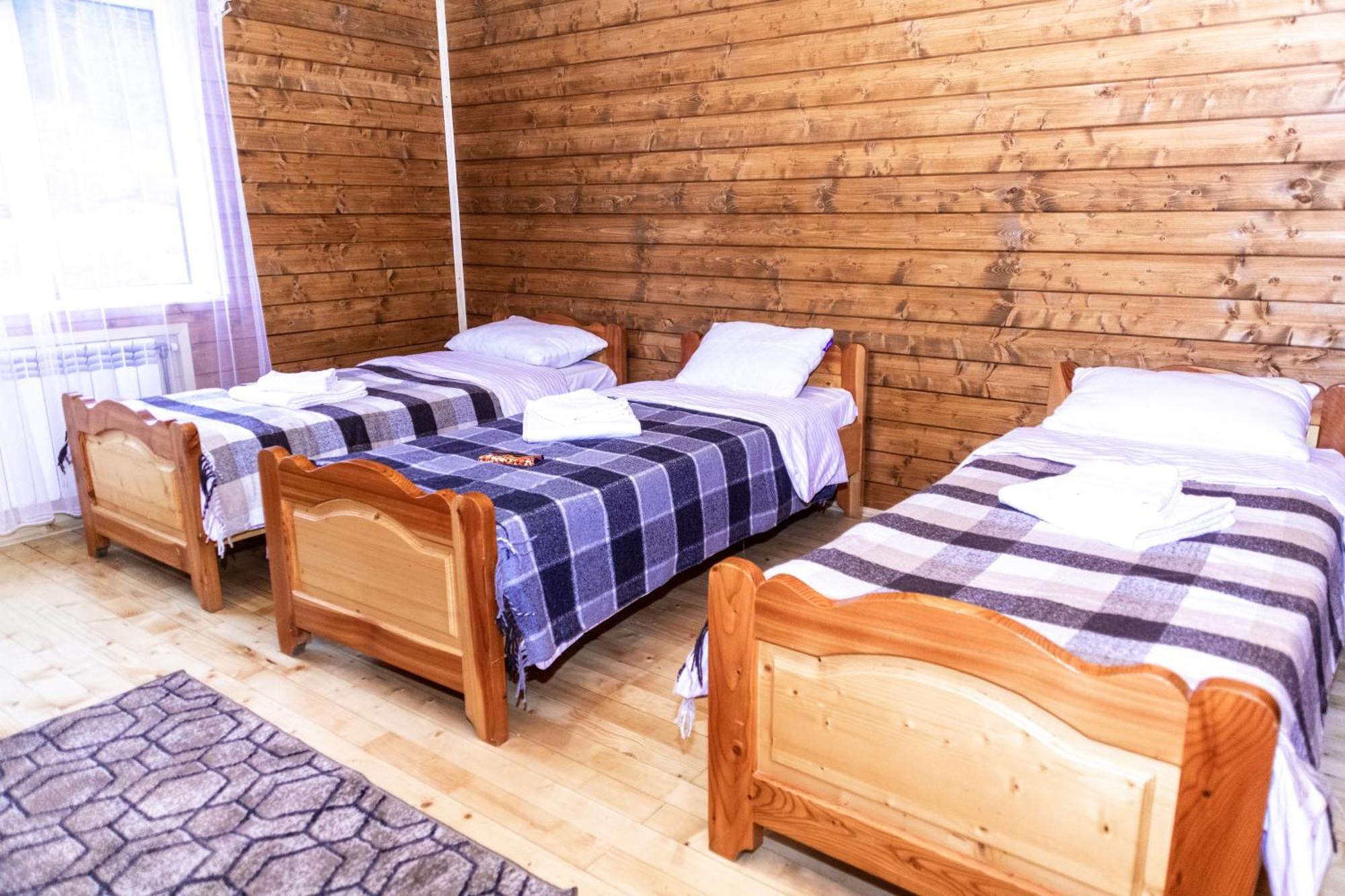Wood House Hotel Pilipets Kamer foto